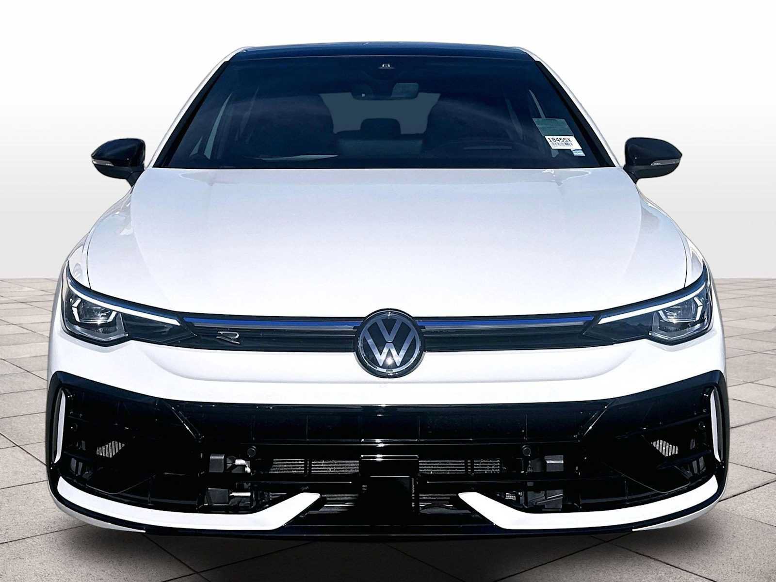 Used 2025 Volkswagen Golf AWD/4WD image 8