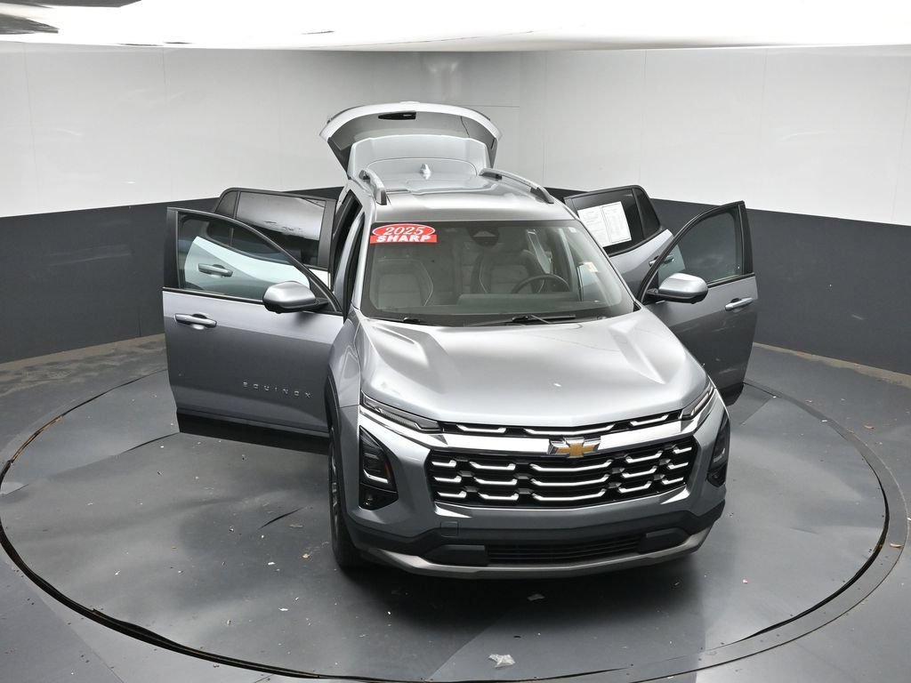 Used 2025 Chevrolet Equinox LT w/ Convenience Package II FWD image 42