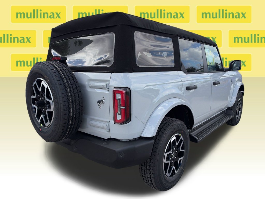 New 2026 Ford Bronco Outer Banks AWD/4WD image 16
