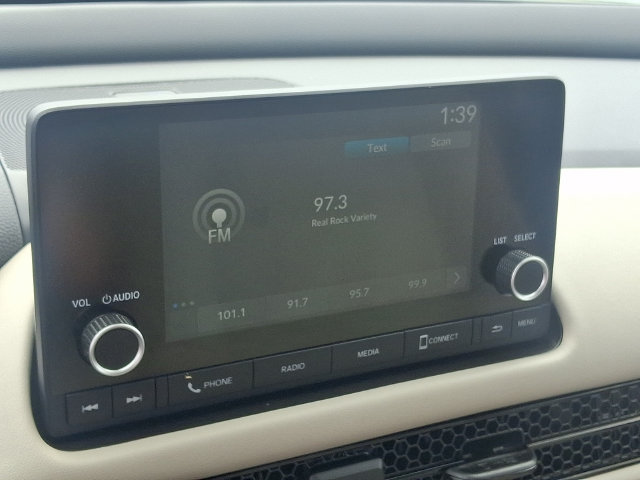 Used 2024 Honda HR-V LX image 3