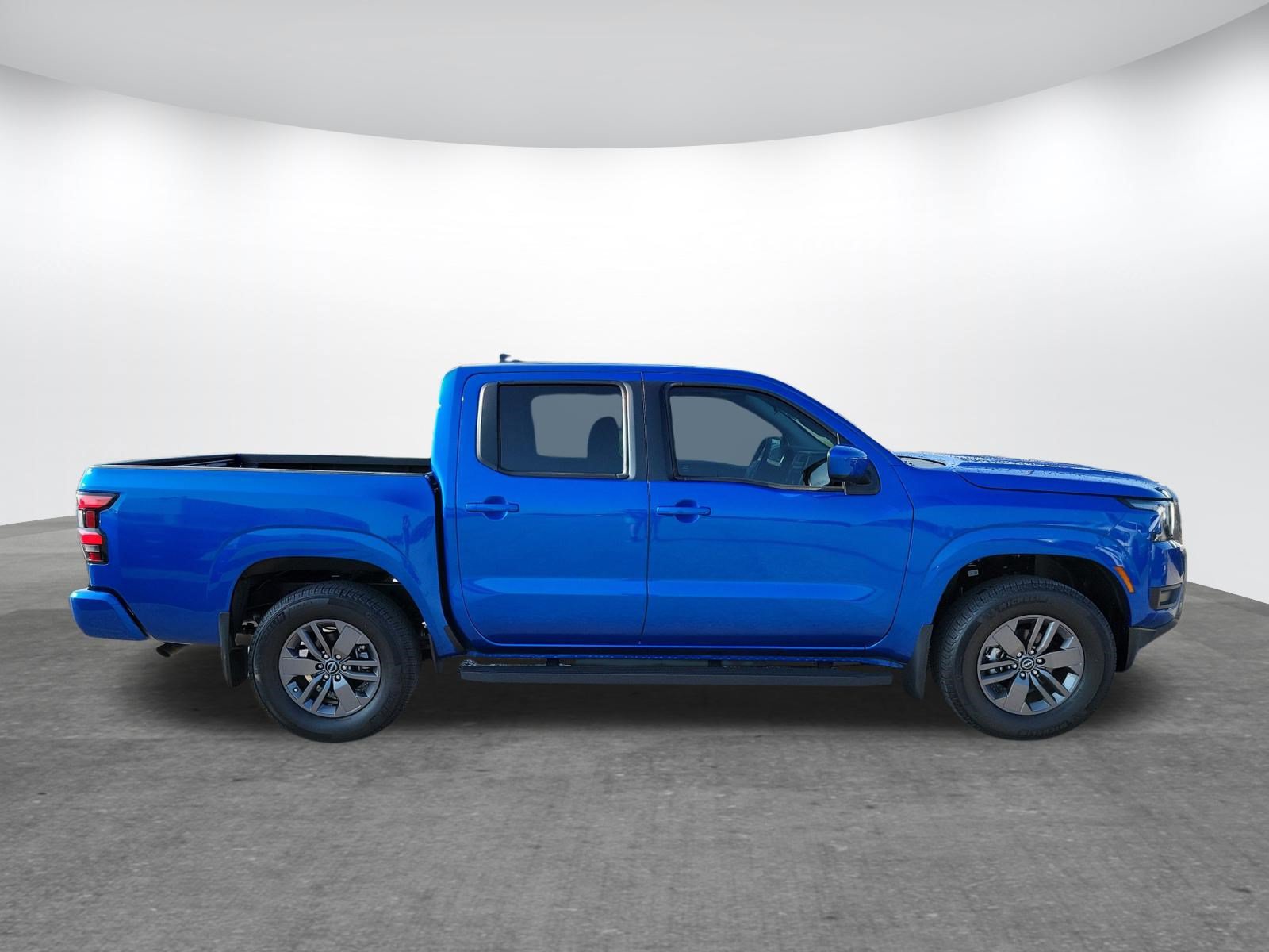Used 2026 Nissan Frontier SV AWD/4WD image 4