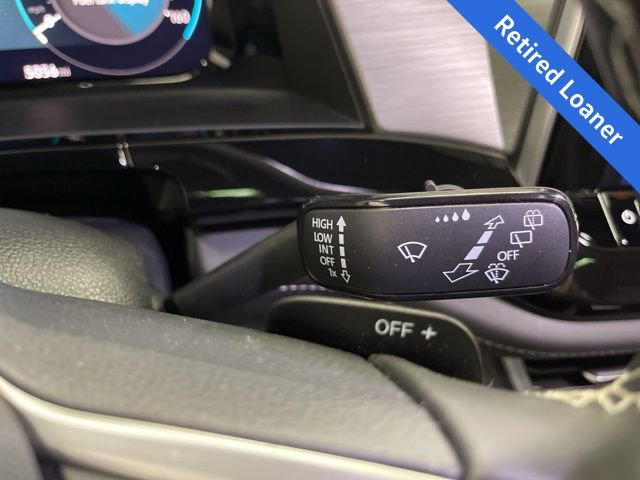 New 2025 Volkswagen Atlas Cross Sport SE w/ Panoramic Sunroof Package image 18