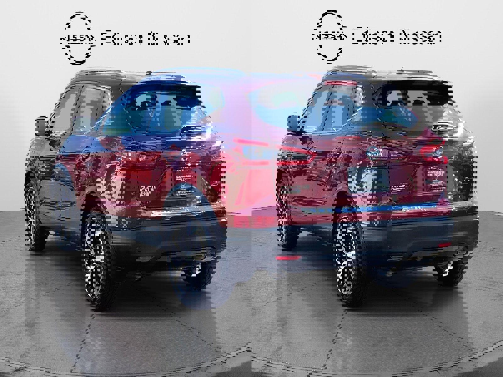 Used 2022 Nissan Rogue Sport SL w/ Premium Package image 4