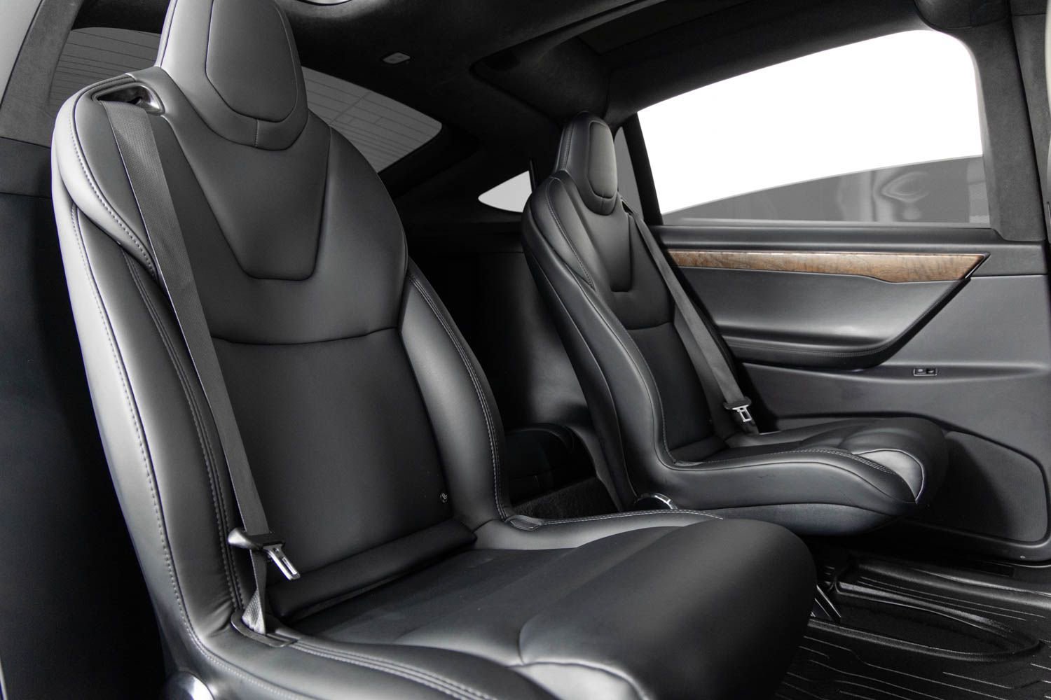 Used 2019 Tesla Model X 75D image 25