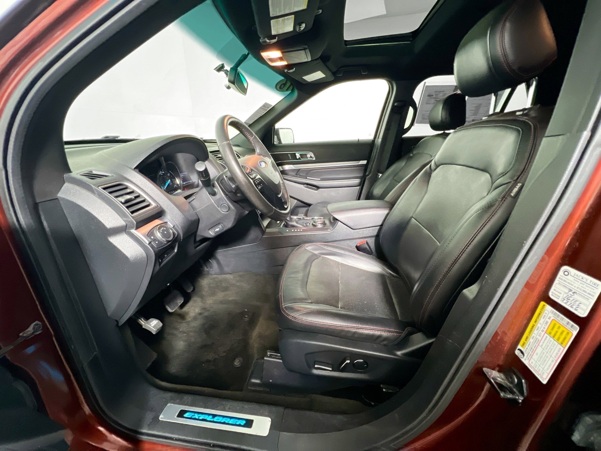 Used 2016 Ford Explorer Sport w/ Equipment Group 401A image 14