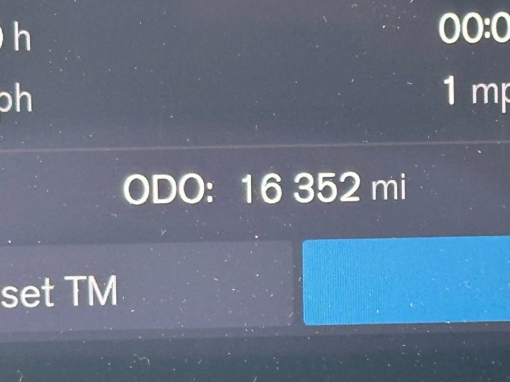 Used 2023 Volvo XC90 B5 Core w/ Protection Package Premier image 18