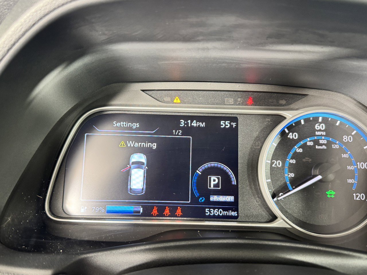 Used 2025 Nissan Leaf SV Plus image 17