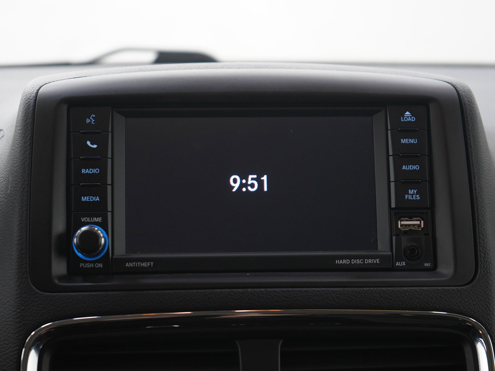 Used 2018 Dodge Grand Caravan SE FWD image 17