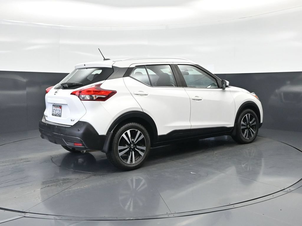 Used 2020 Nissan Kicks SV FWD image 24