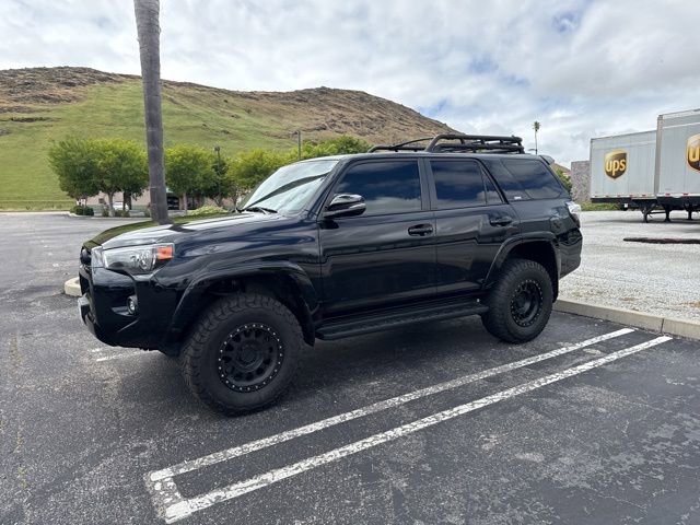 Used 2023 Toyota 4Runner SR5 Premium image 4