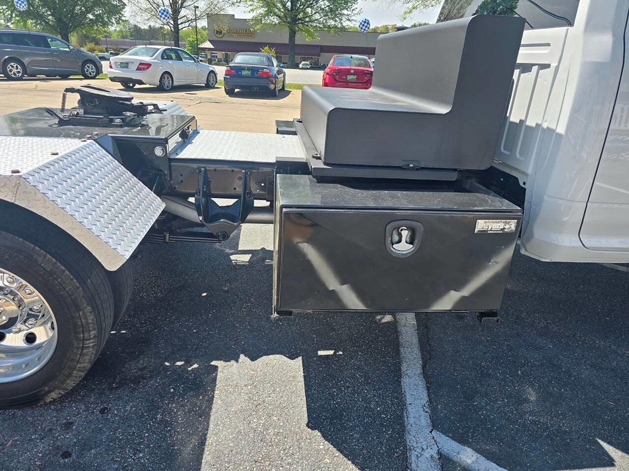Used 2021 RAM 4500 Tradesman w/ Chrome Appearance Group AWD/4WD image 8