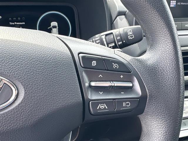 Used 2023 Hyundai Kona SE w/ Cargo Package FWD image 18