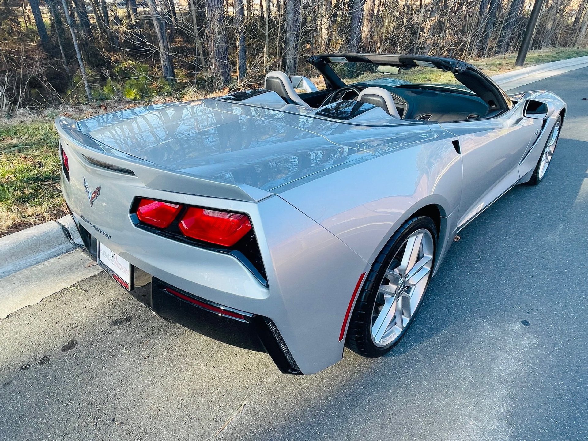 Used 2015 Chevrolet Corvette Stingray Convertible w/ 2LT Preferred Equipment Group image 22