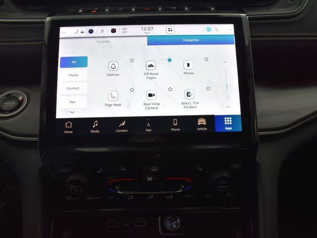 Used 2023 Jeep Grand Cherokee Limited w/ Black Appearance Package image 27