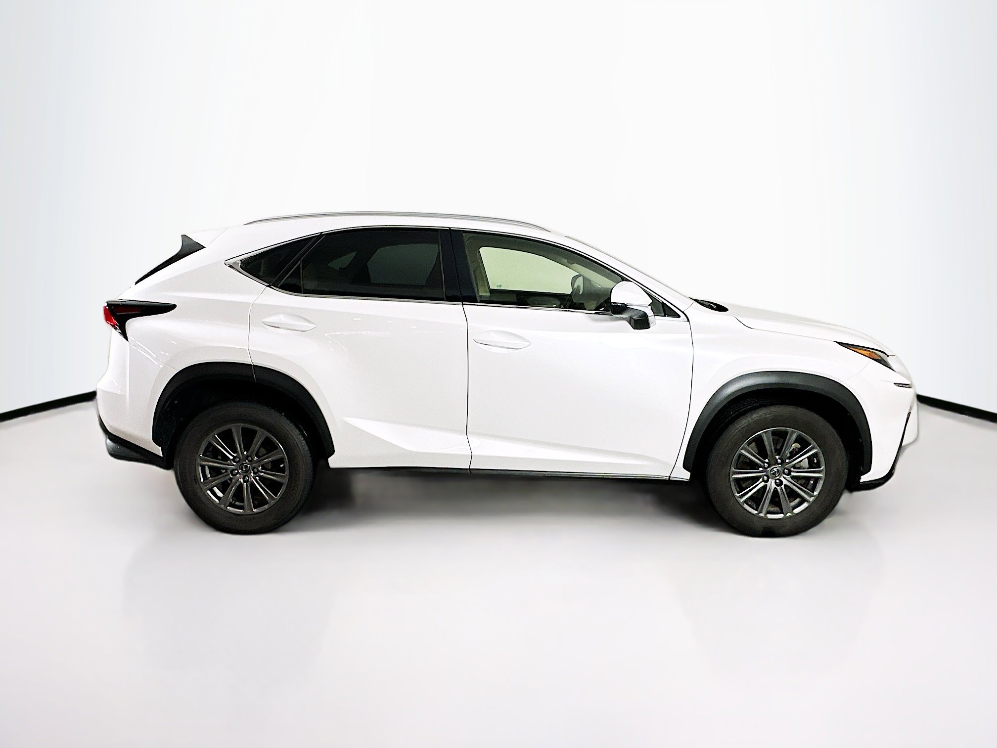 Used 2018 Lexus NX 300 FWD image 10