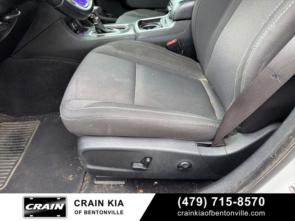 Used 2019 Dodge Charger SXT RWD image 13