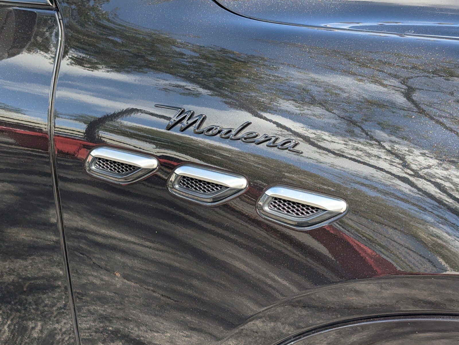 Used 2023 Maserati Grecale Modena image 9