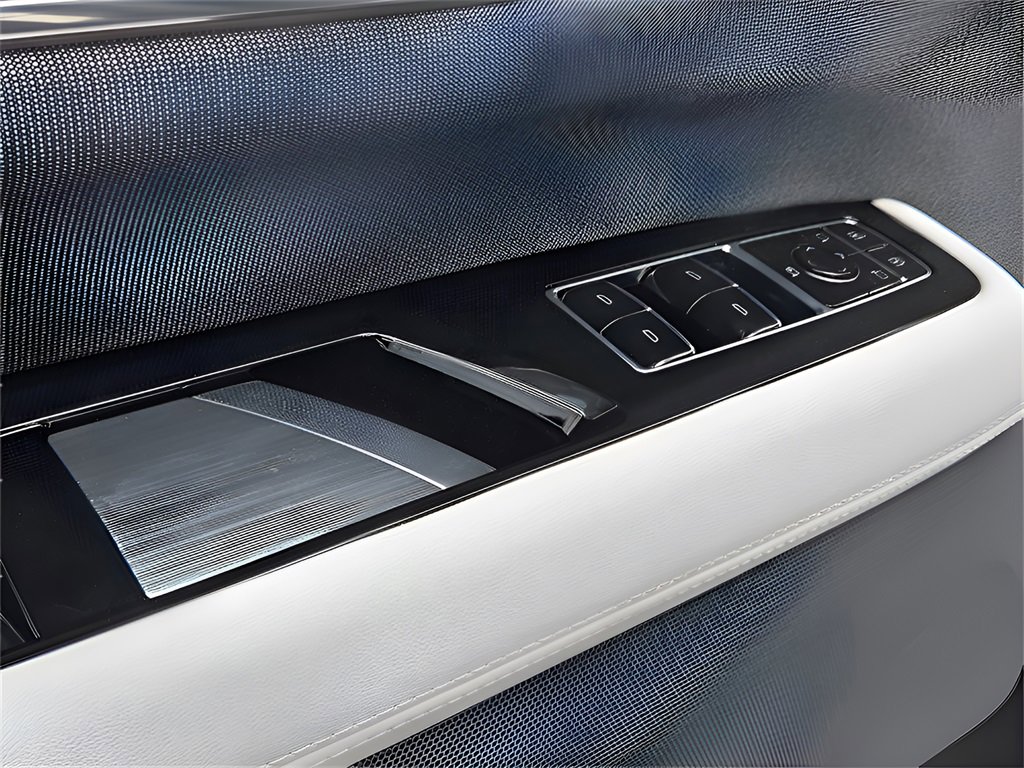 New 2026 Cadillac Escalade IQ Luxury 1 w/ LPO, Floor Liner Package image 23