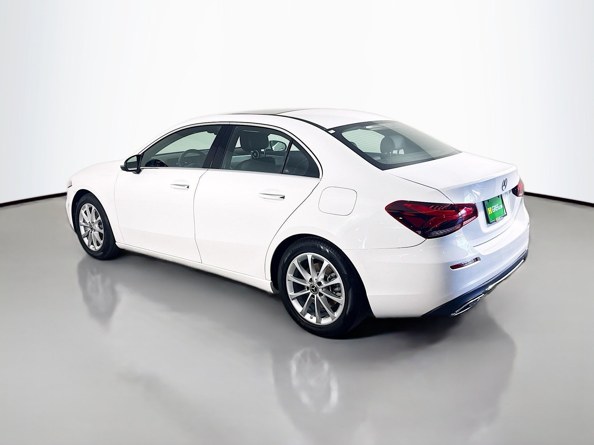 Used 2019 Mercedes-Benz A 220 w/ Premium Package image 7
