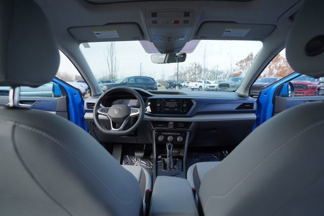 Used 2023 Volkswagen Taos SE w/ Panoramic Sunroof Package image 25