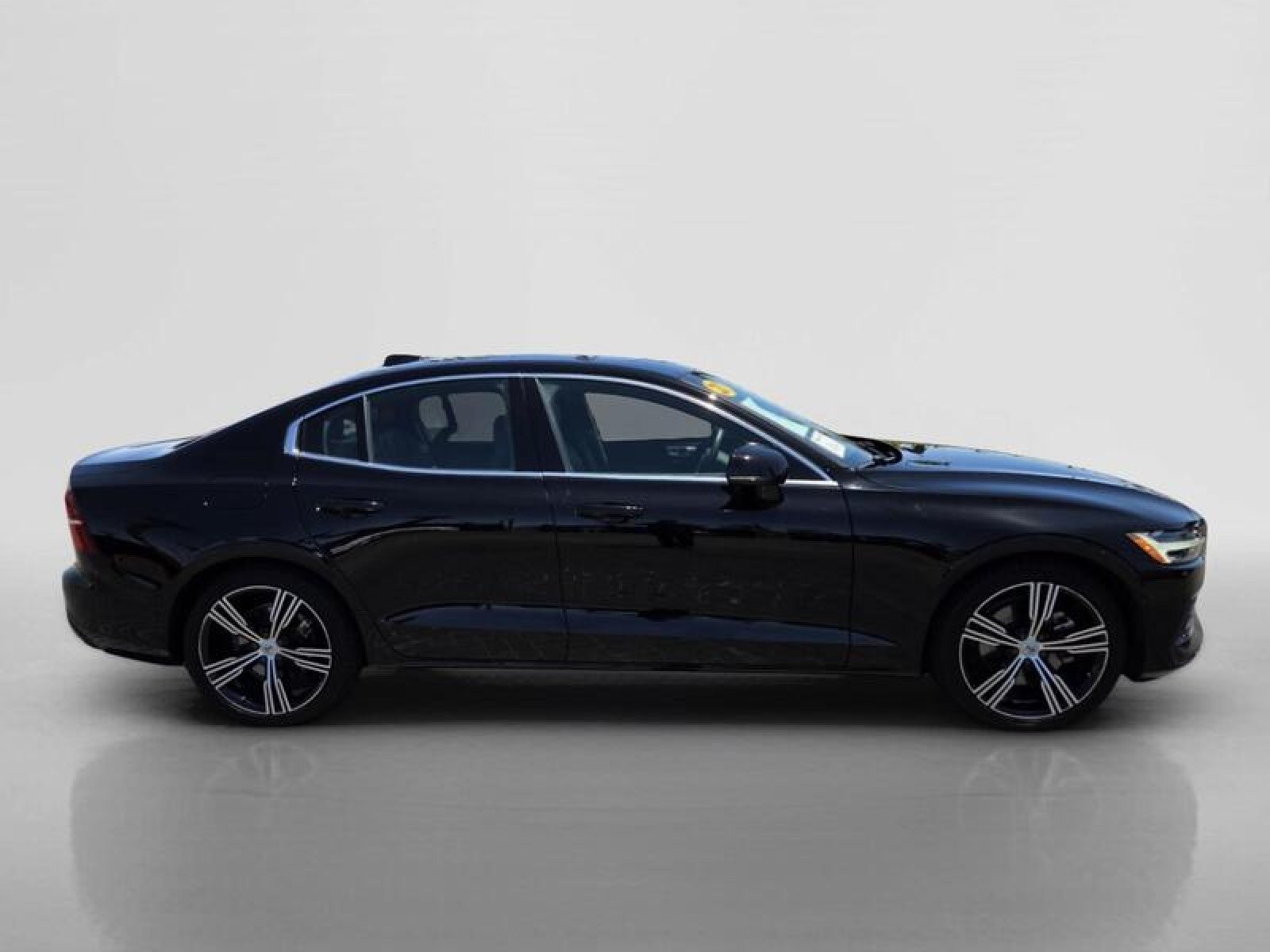 Used 2021 Volvo S60 T5 Inscription AWD/4WD image 6