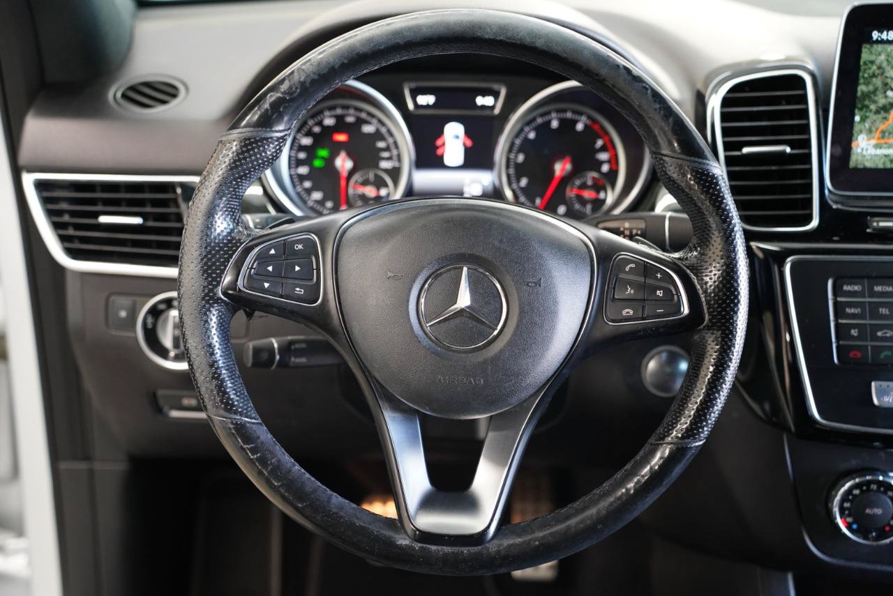 Used 2019 Mercedes-Benz GLE 400 4MATIC image 12