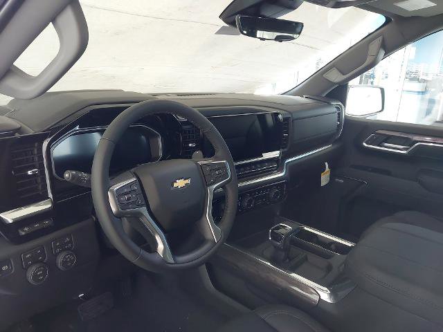 New 2026 Chevrolet Silverado 1500 LTZ w/ LTZ Premium Package AWD/4WD image 2