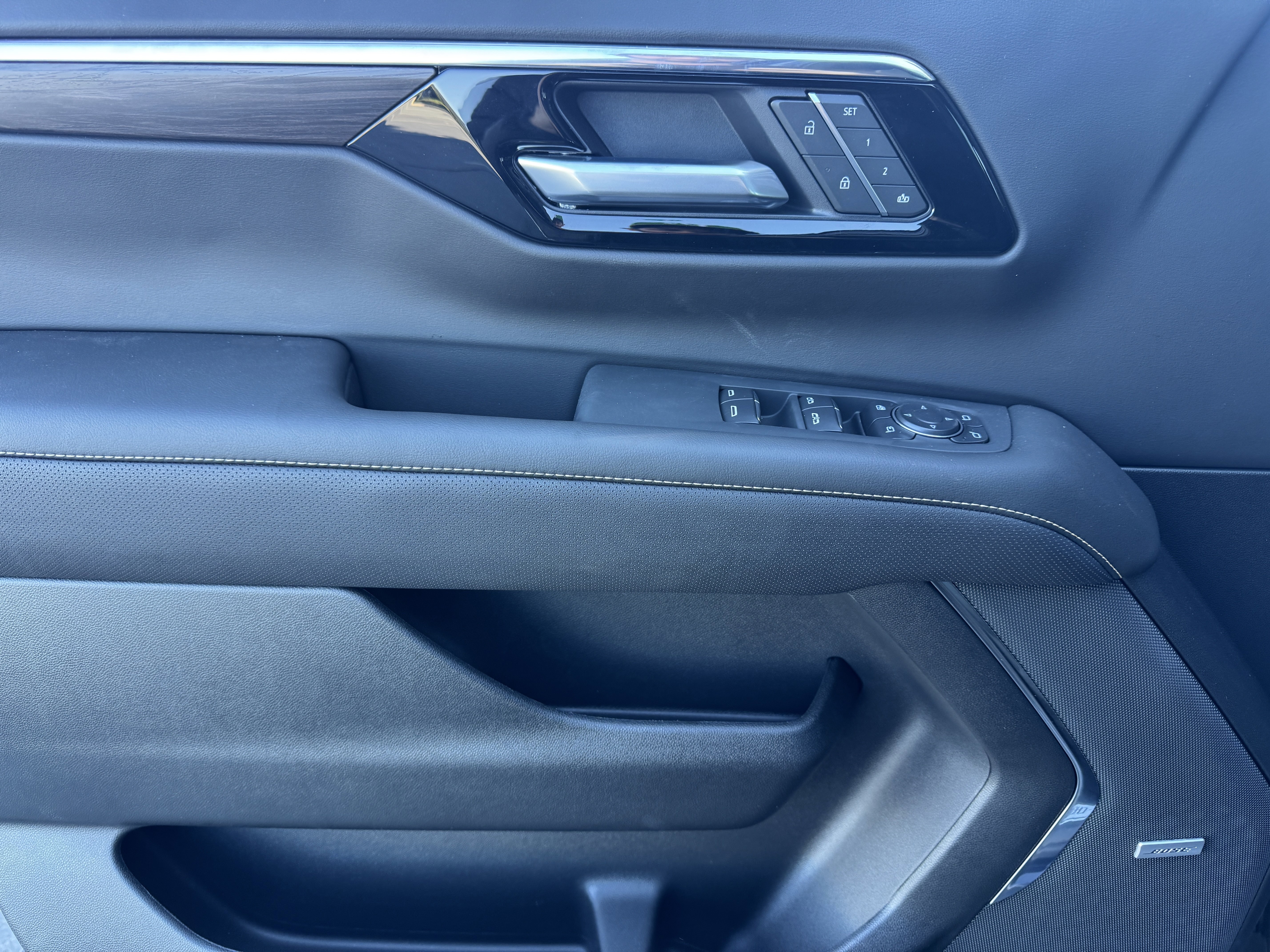 New 2026 Chevrolet Suburban Premier w/ Sun And Tow Package image 10