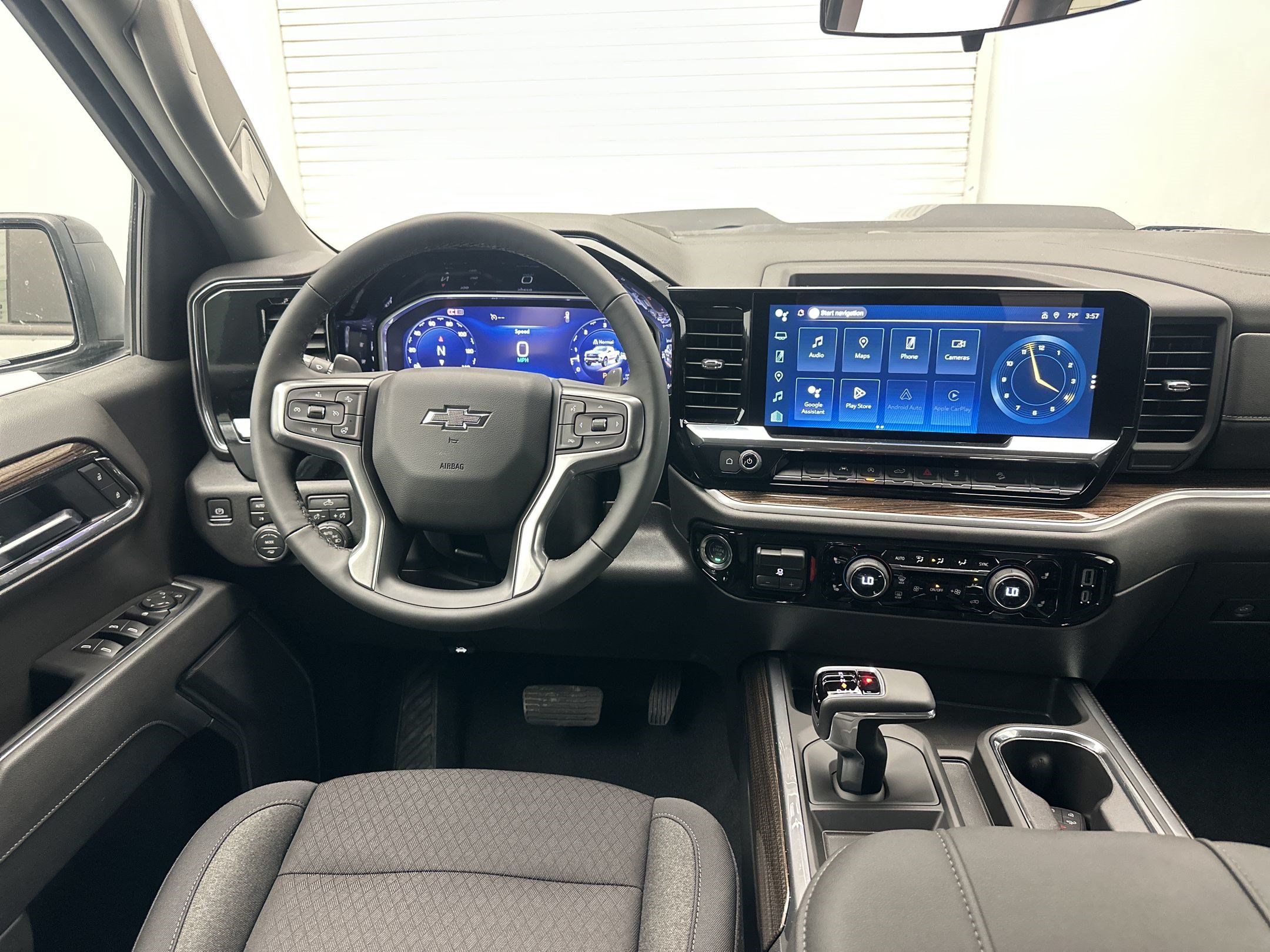 New 2026 Chevrolet Silverado 1500 LT Trail Boss w/ LPO, Dark Essentials Package AWD/4WD image 27
