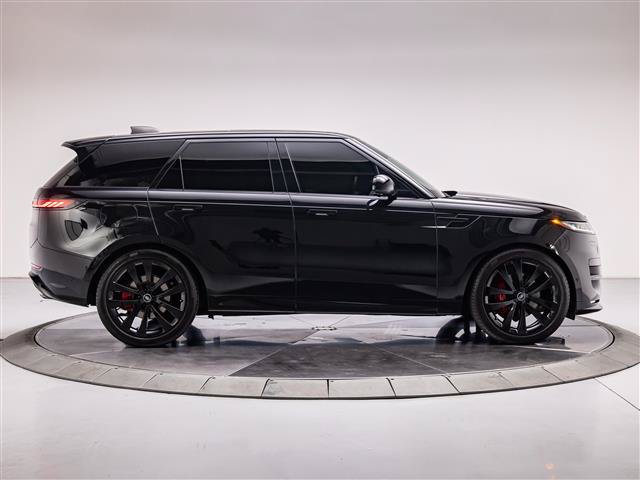 Used 2025 Land Rover Range Rover Sport Dynamic SE AWD/4WD image 6