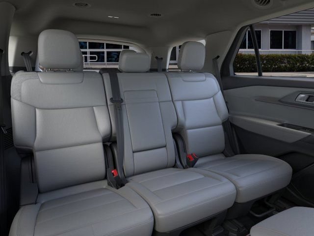 New 2026 Ford Explorer Active w/ Active Comfort Package RWD image 11