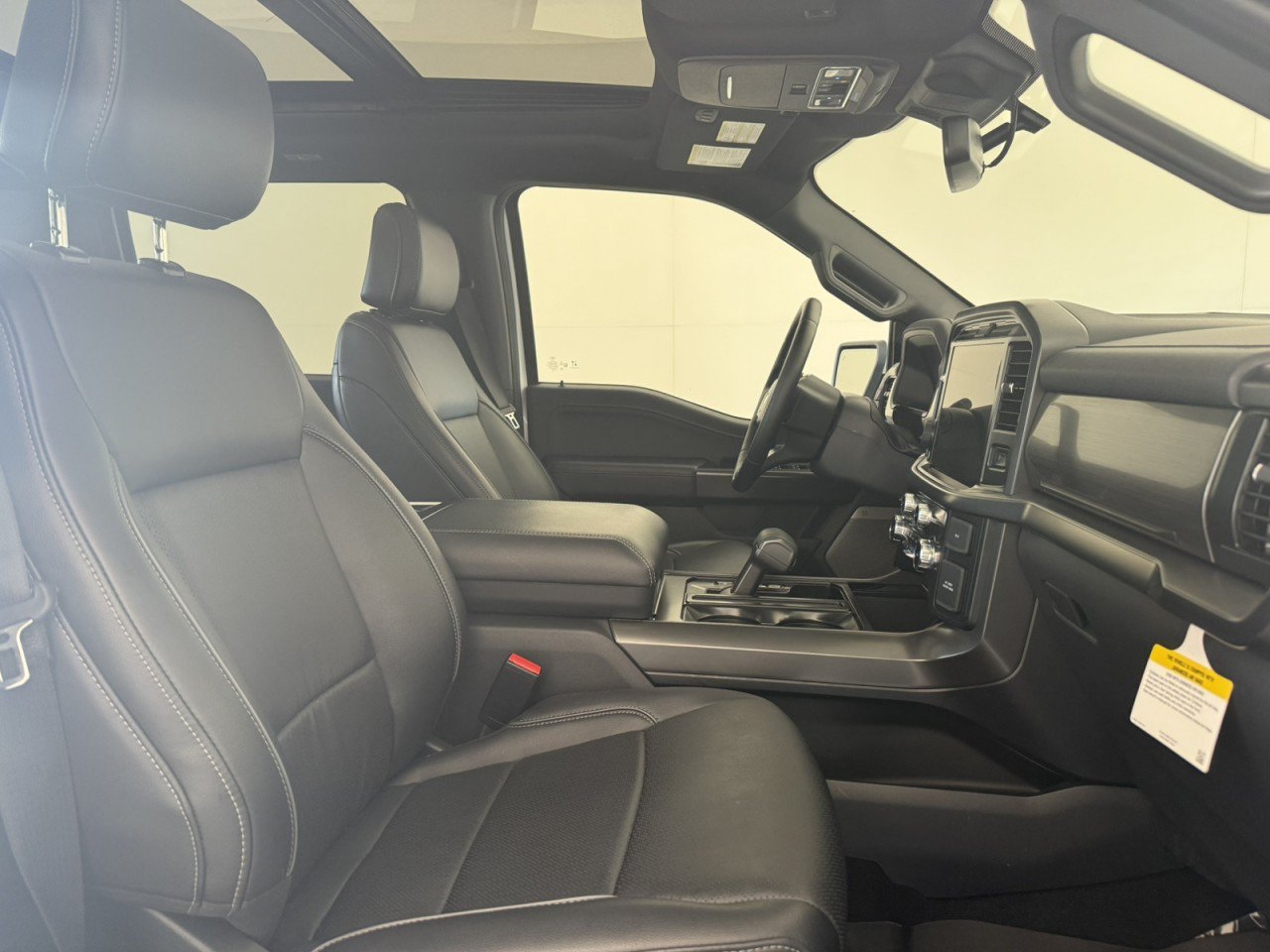 Certified 2025 Ford F150 Lariat AWD/4WD image 10