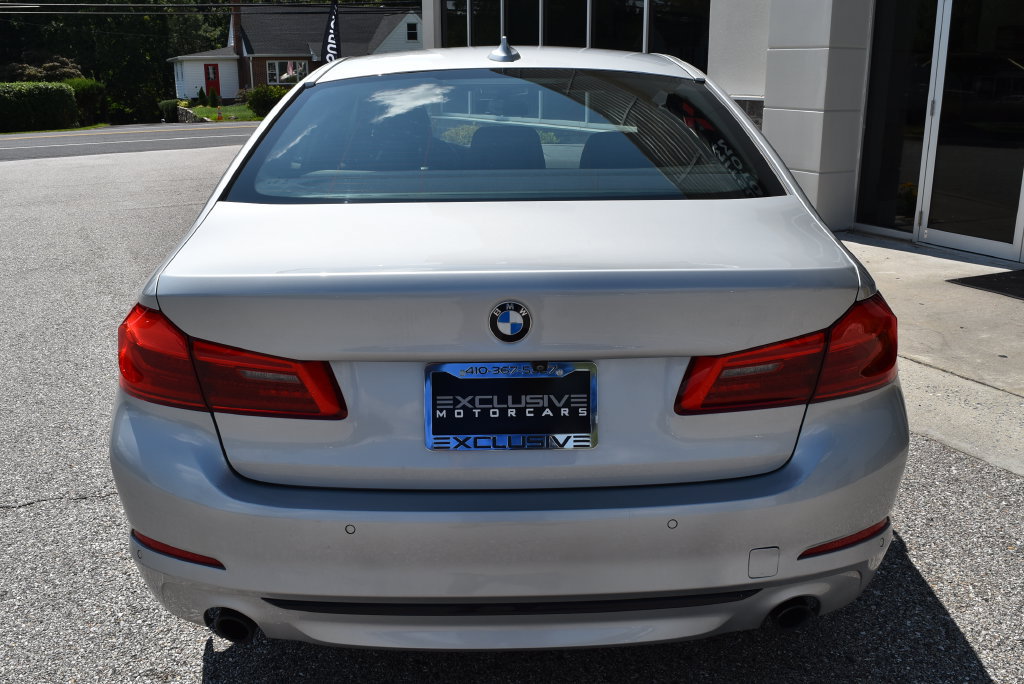 Used 2018 BMW 530i w/ Premium Package RWD image 6
