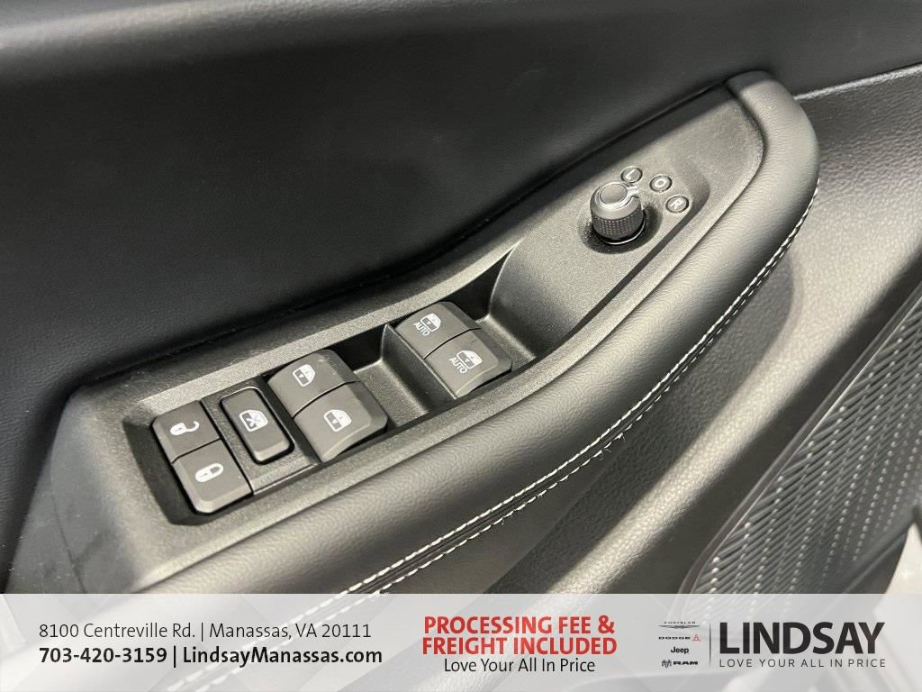 New 2025 Jeep Grand Cherokee L Limited w/ Trailer Tow Package image 27