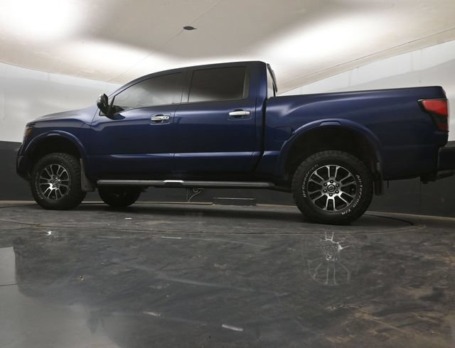 Used 2021 Nissan Titan Platinum Reserve AWD/4WD image 13