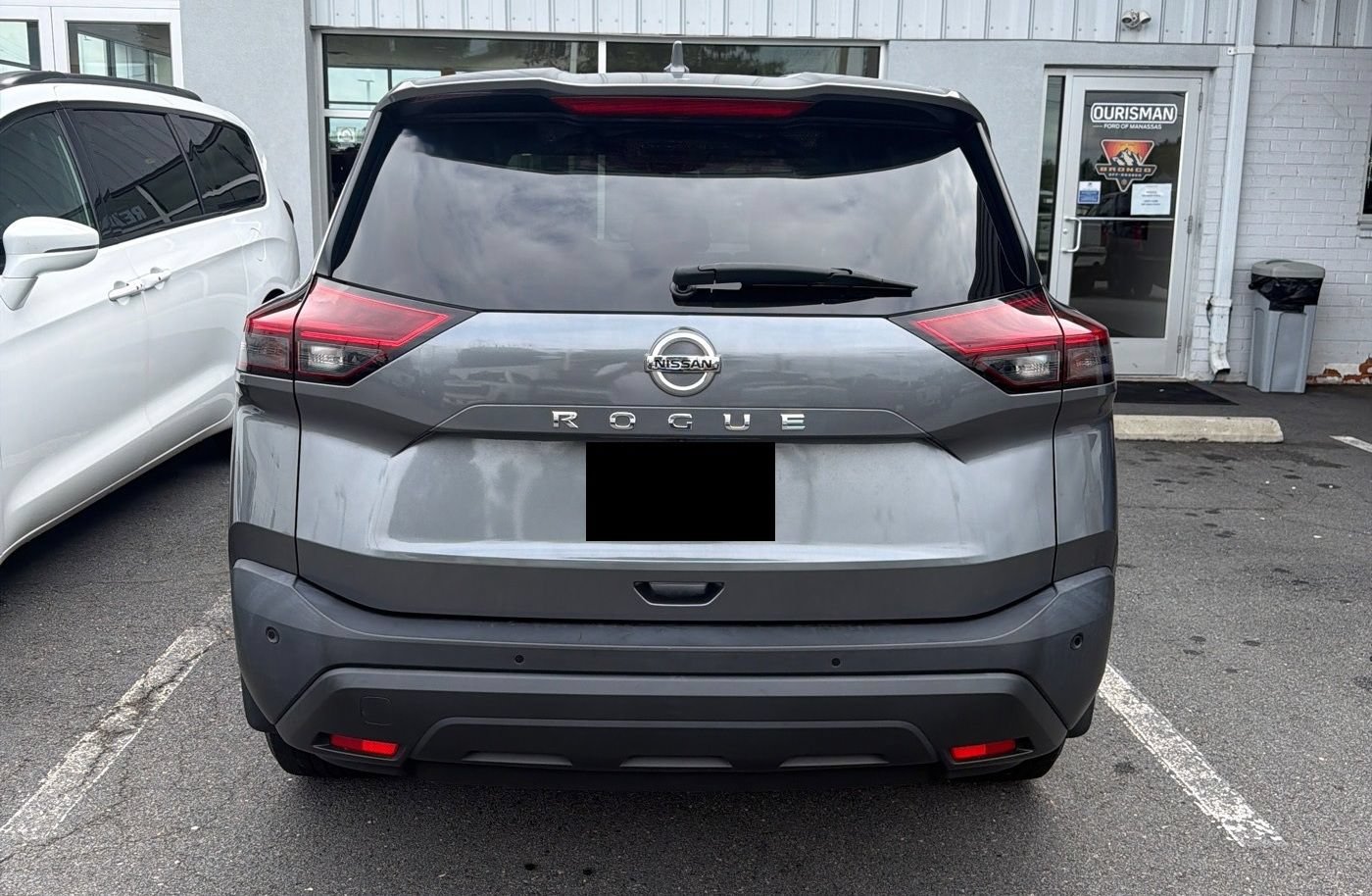Used 2021 Nissan Rogue S FWD image 3