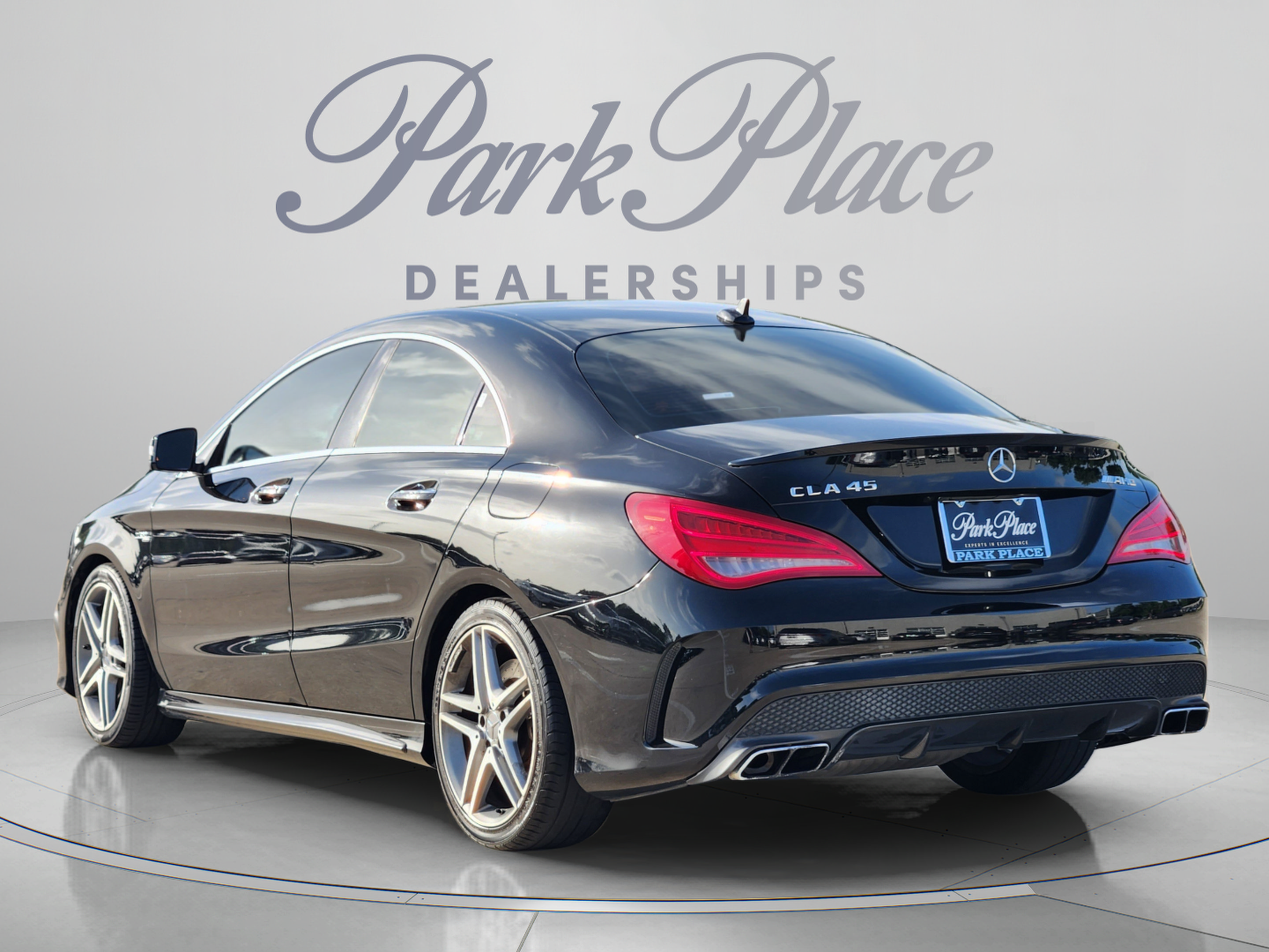 Used 2015 Mercedes-Benz CLA 45 AMG 4MATIC image 3