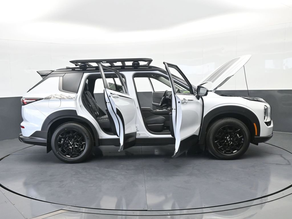 New 2026 Mitsubishi Outlander Trail Edition image 81