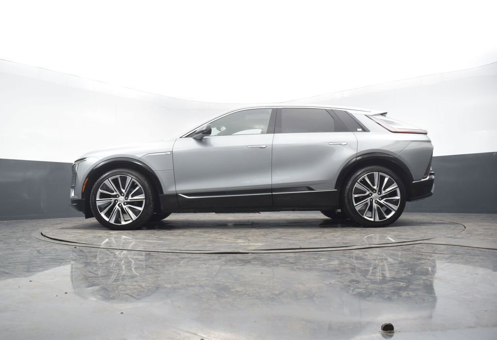 Certified 2024 Cadillac Lyriq Luxury w/ LPO, Floor Liner Package image 47