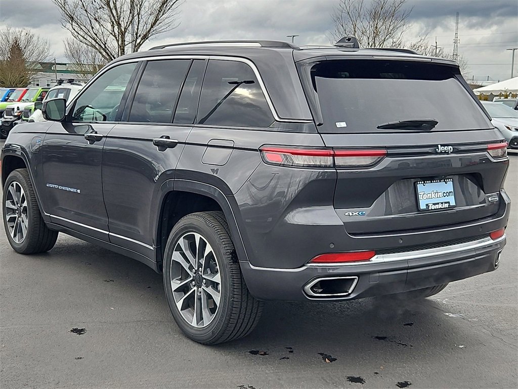 Used 2023 Jeep Grand Cherokee Overland image 4