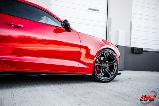 Used 2017 Chevrolet Camaro SS RWD image 32