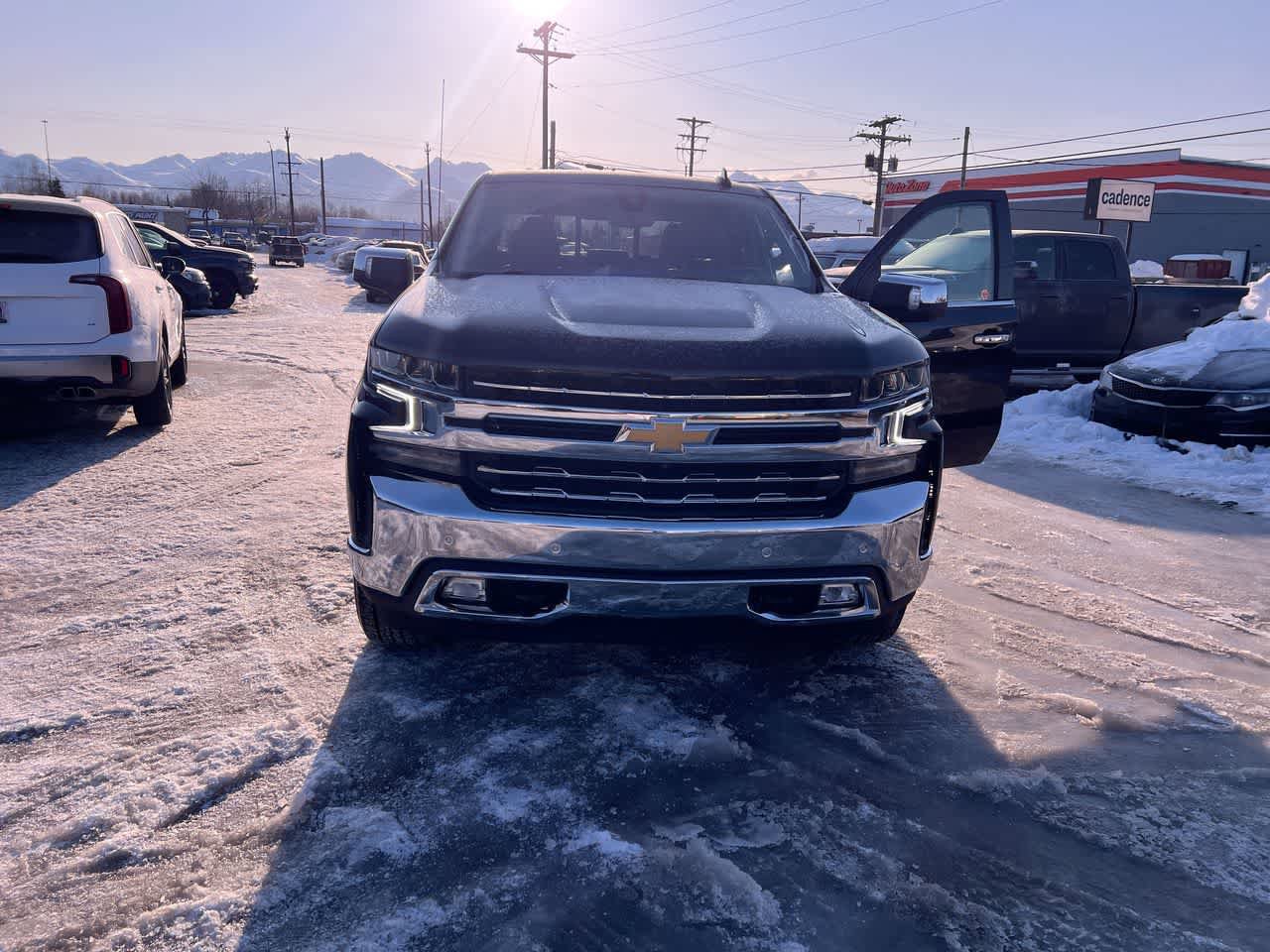 Used 2021 Chevrolet Silverado 1500 LTZ w/ Technology Package AWD/4WD image 29