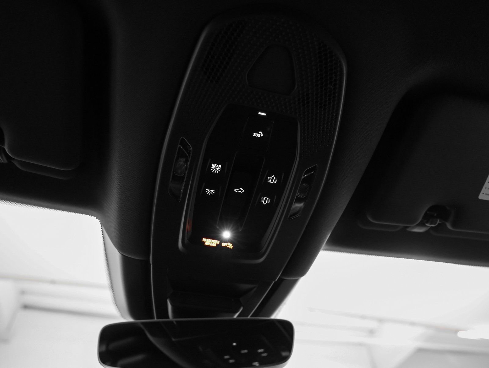 Certified 2025 Porsche Cayenne image 35