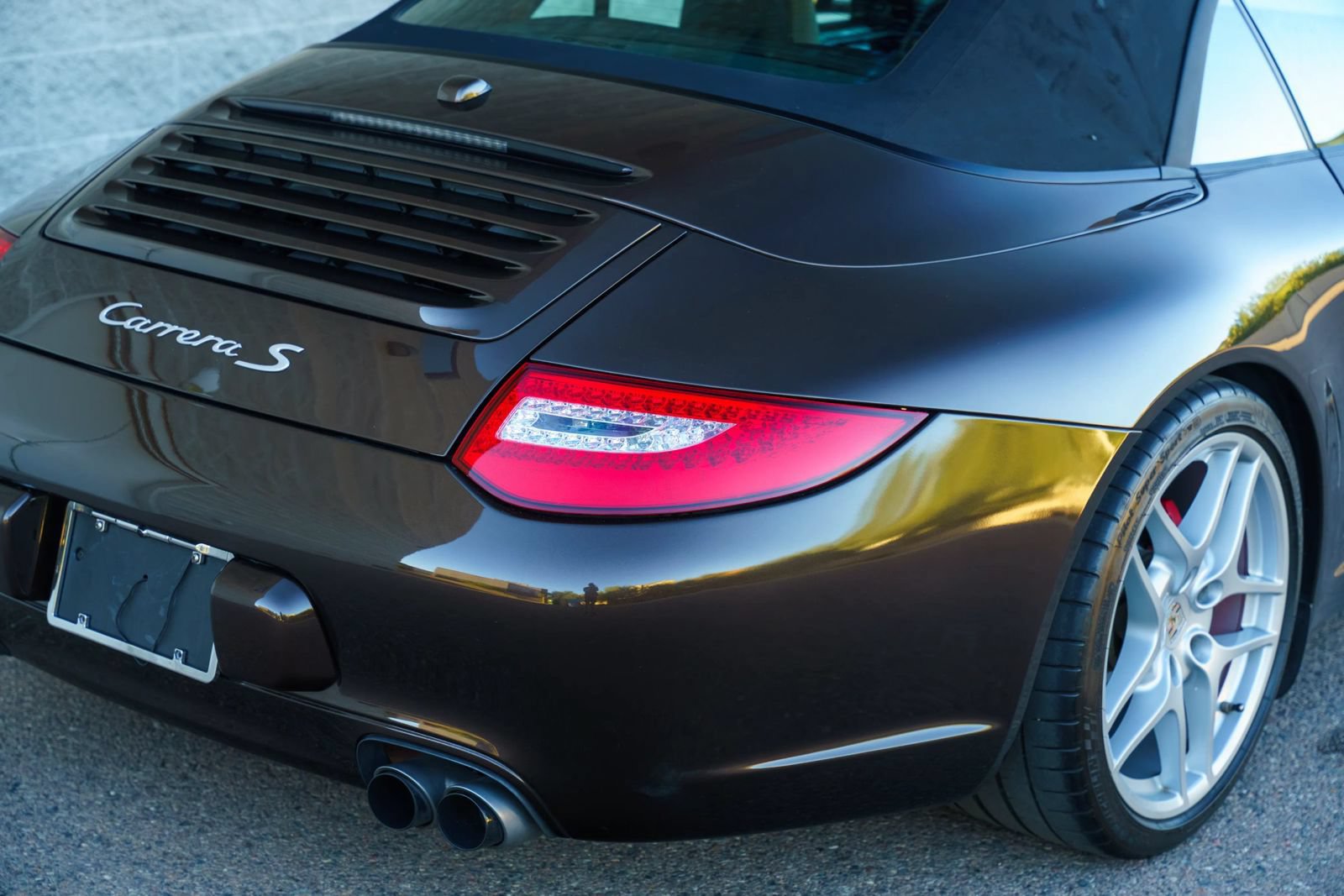 Used 2010 Porsche 911 Carrera S RWD image 50