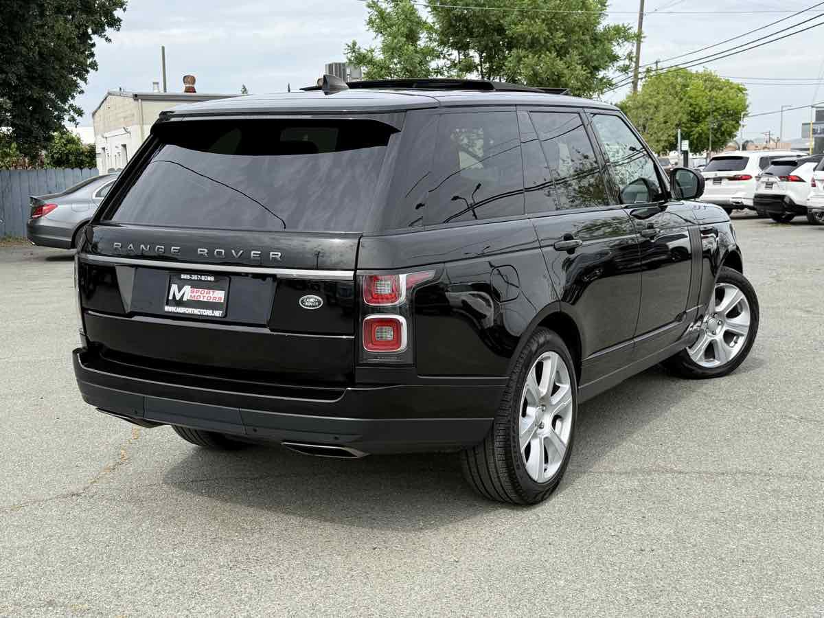 Used 2020 Land Rover Range Rover image 12