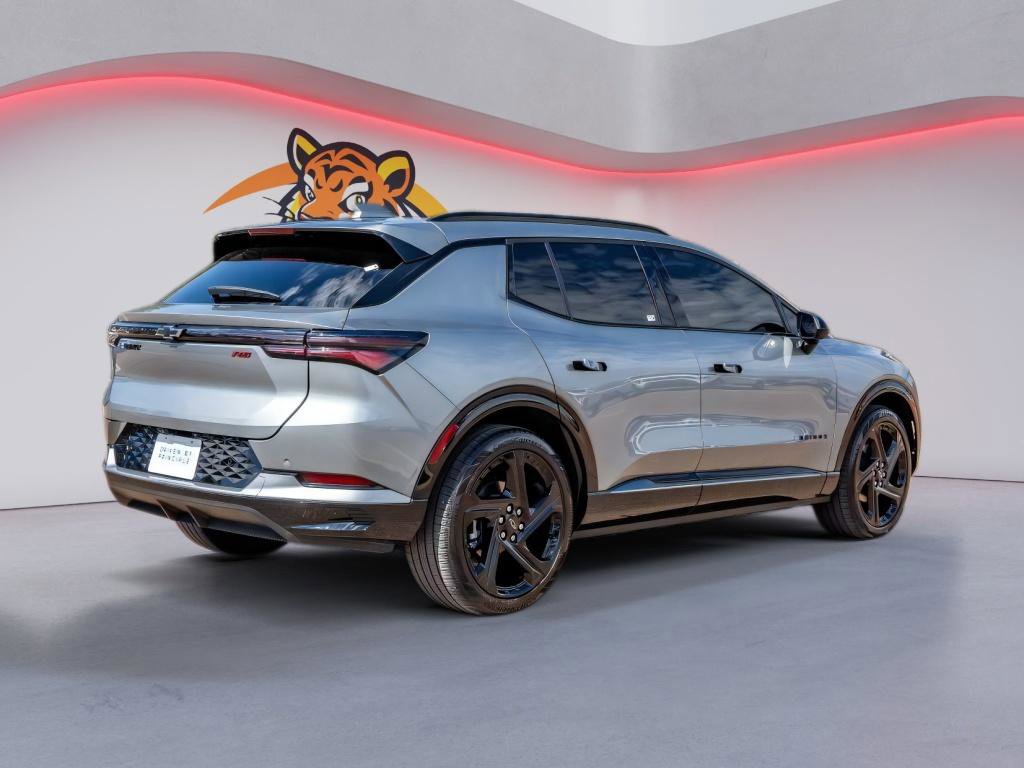 Used 2025 Chevrolet Equinox EV RS image 5