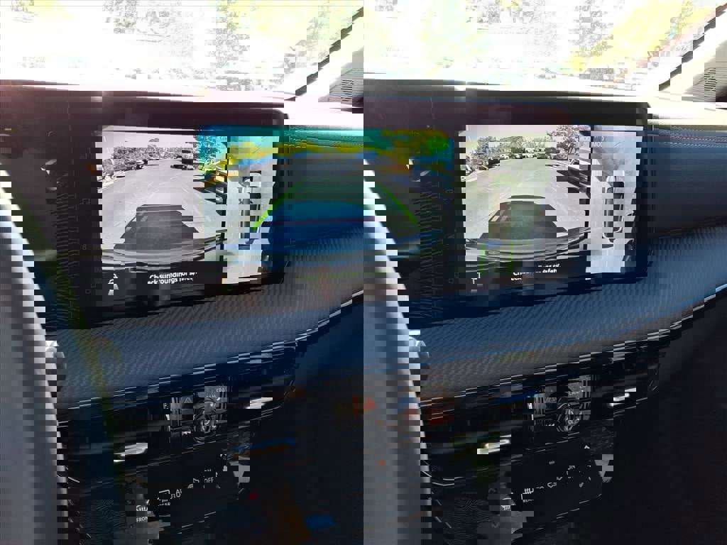 New 2026 Nissan Kicks SR w/ SR Premium Package image 9