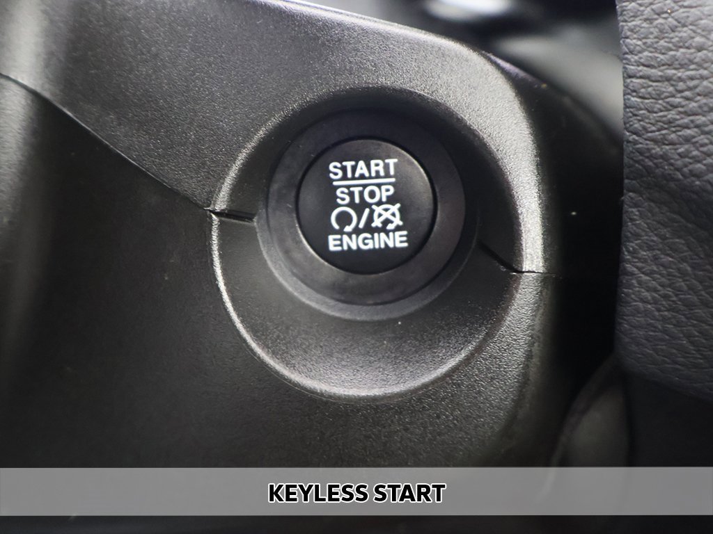 Used 2020 Jeep Compass Sport image 4