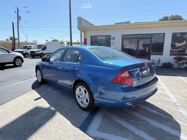 Used 2011 Ford Fusion SE FWD image 5