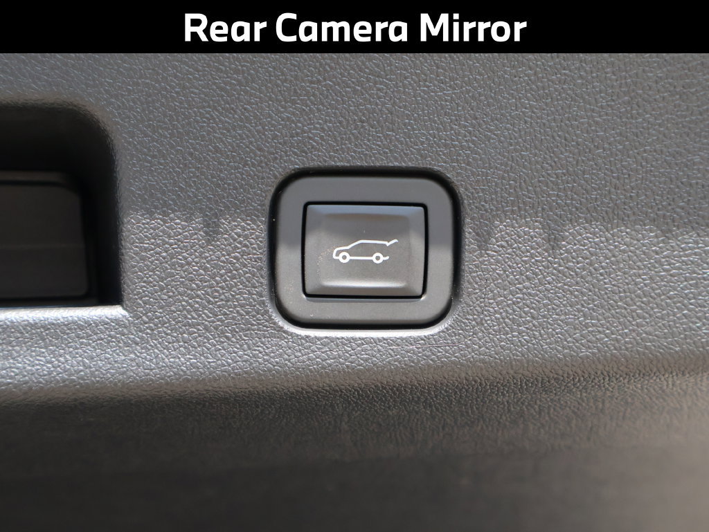 Used 2026 Chevrolet Traverse Z71 w/ Driver Confidence Package AWD/4WD image 18